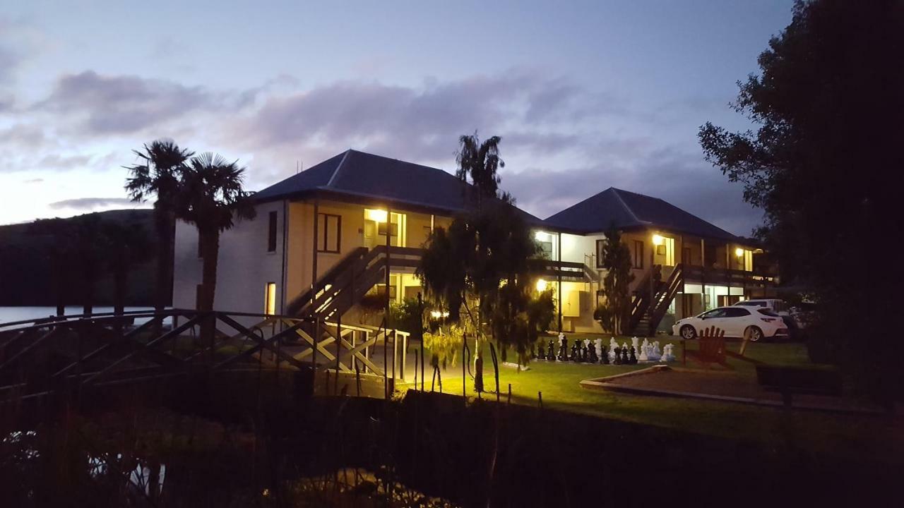 Akaroa Waterfront Motels Exterior photo